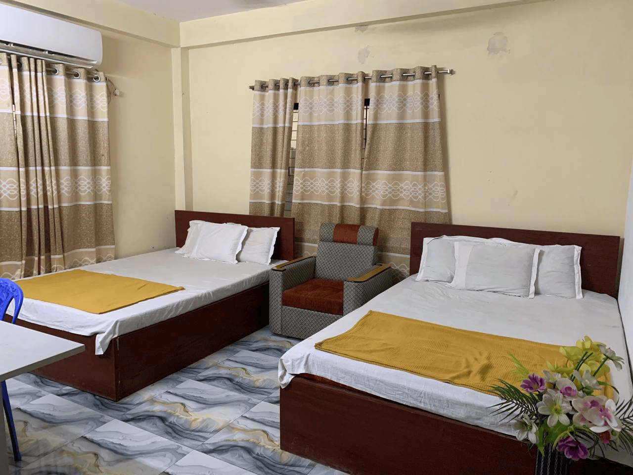 Non-AC Double Bed Room